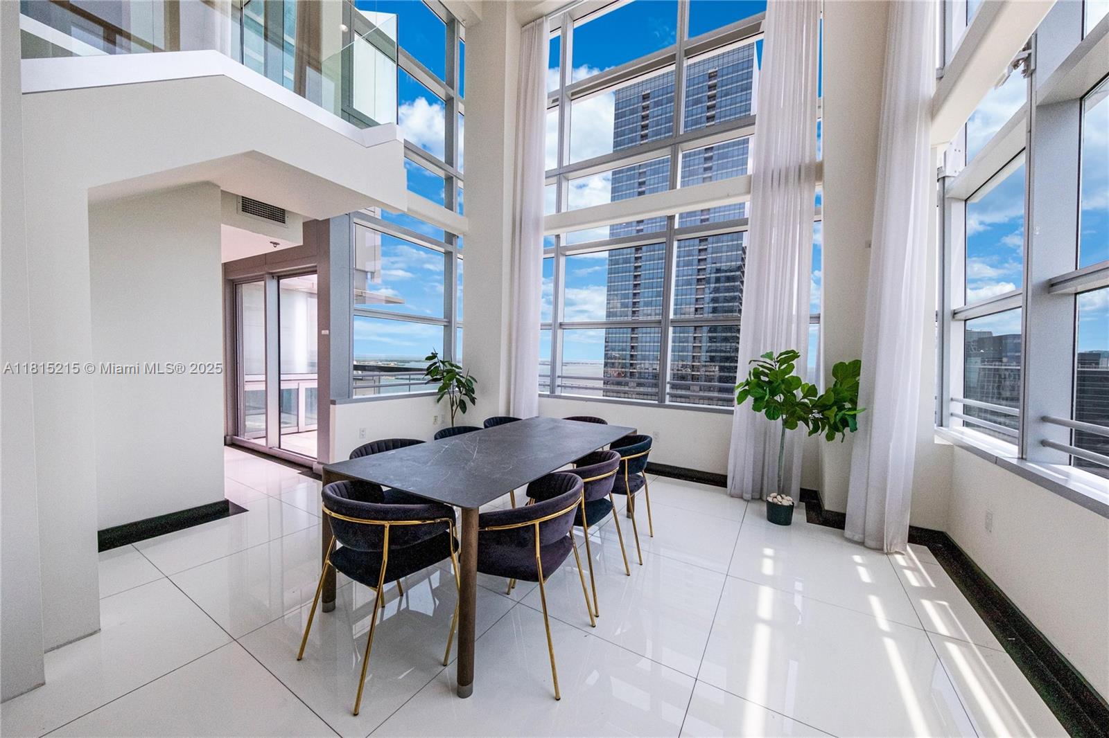 1395 Brickell Ave 3404