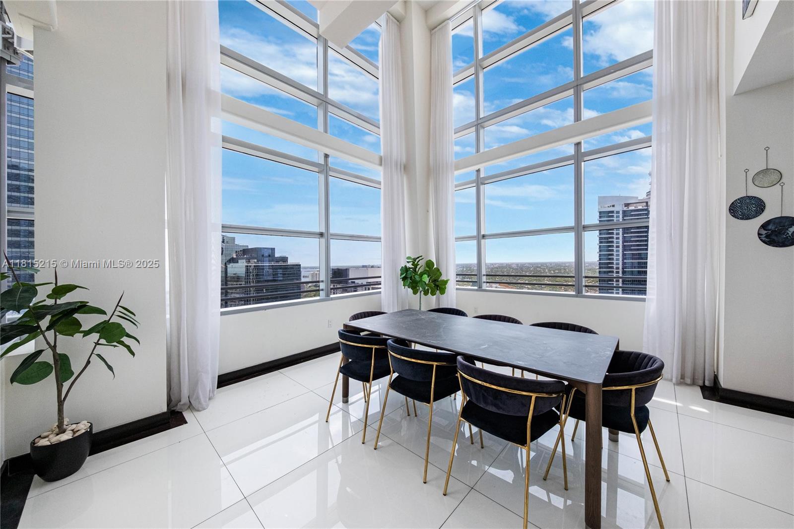 1395 Brickell Ave 3404, Miami, Broward County, Florida - 3 Bedrooms  
3 Bathrooms - 
