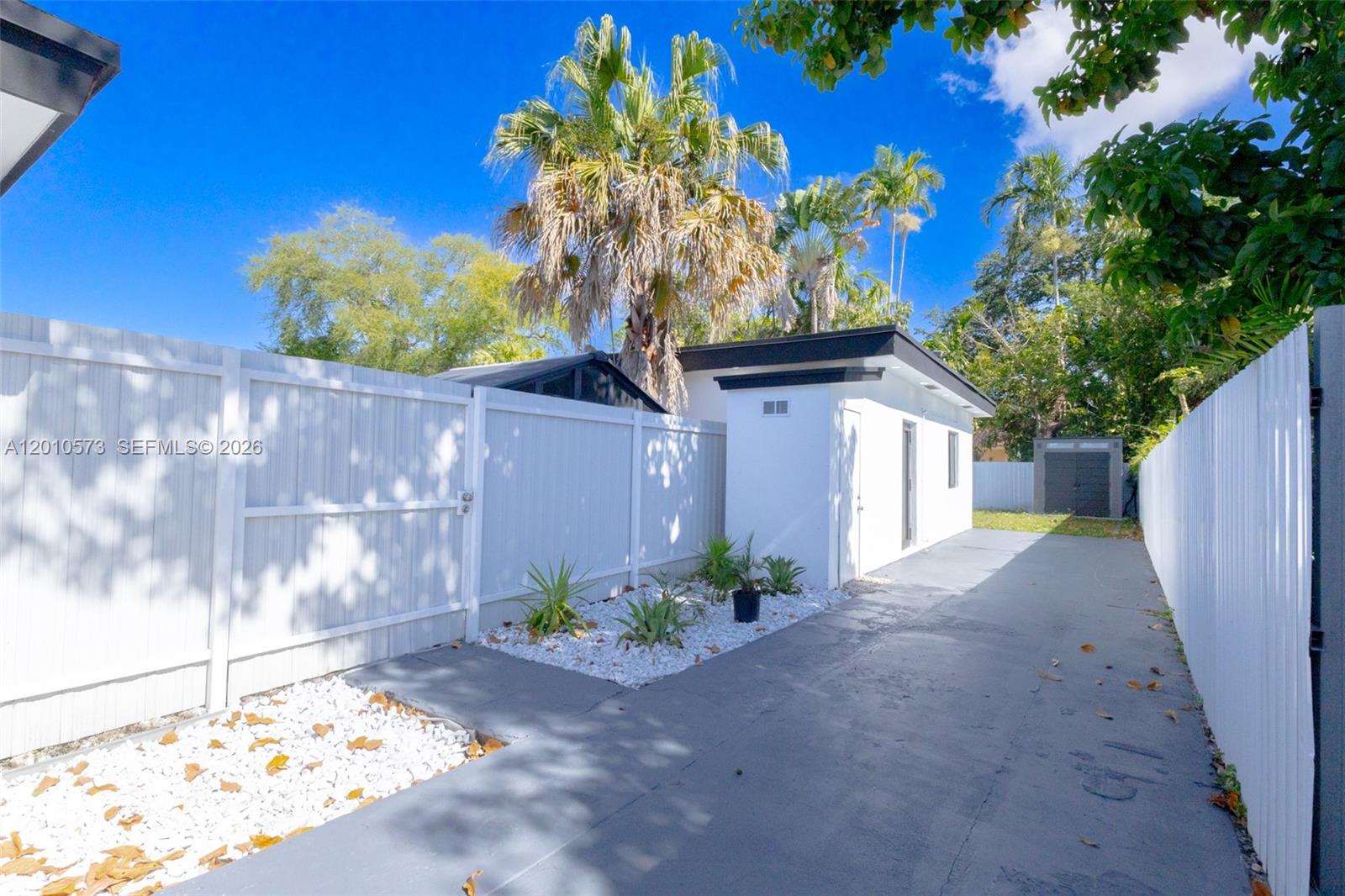 571 NW 152nd St Back