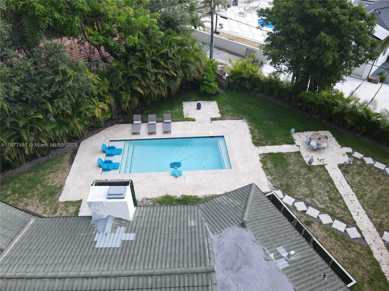 MIAMI SHORES SEC 1 AMD - Residential Lease