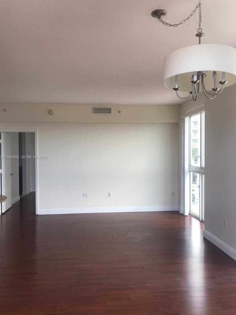 DOWNTOWN DADELAND CONDO N - Residential Lease