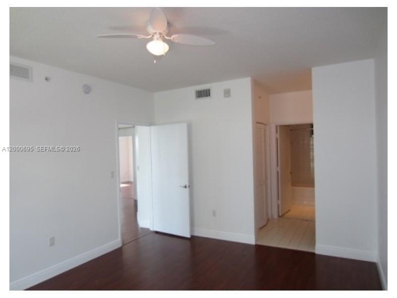 DOWNTOWN DADELAND CONDO N - Residential Lease