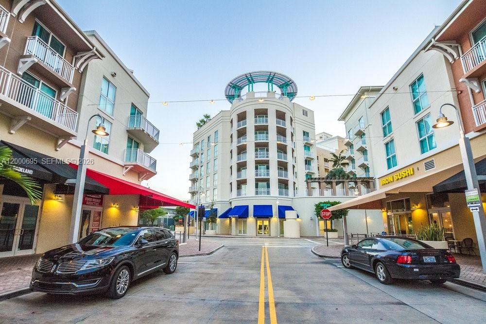 DOWNTOWN DADELAND CONDO N - Residential Lease