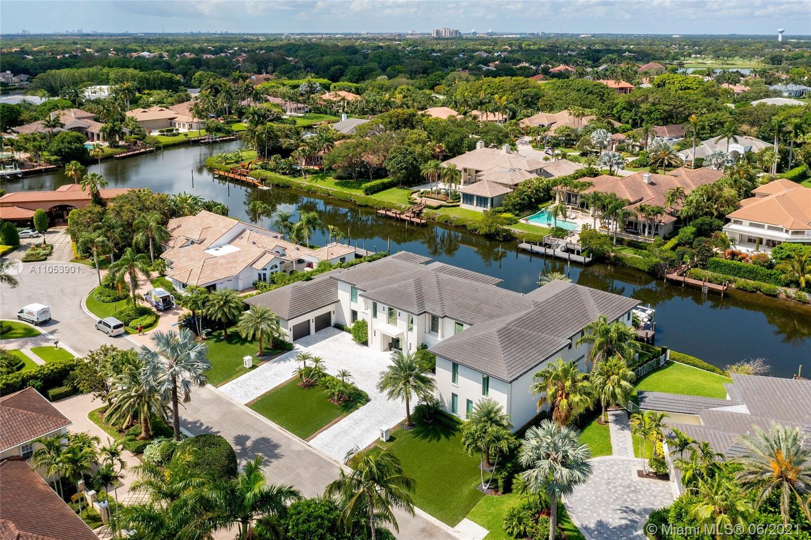 FRENCHMANS CREEK PAR B LT - Residential