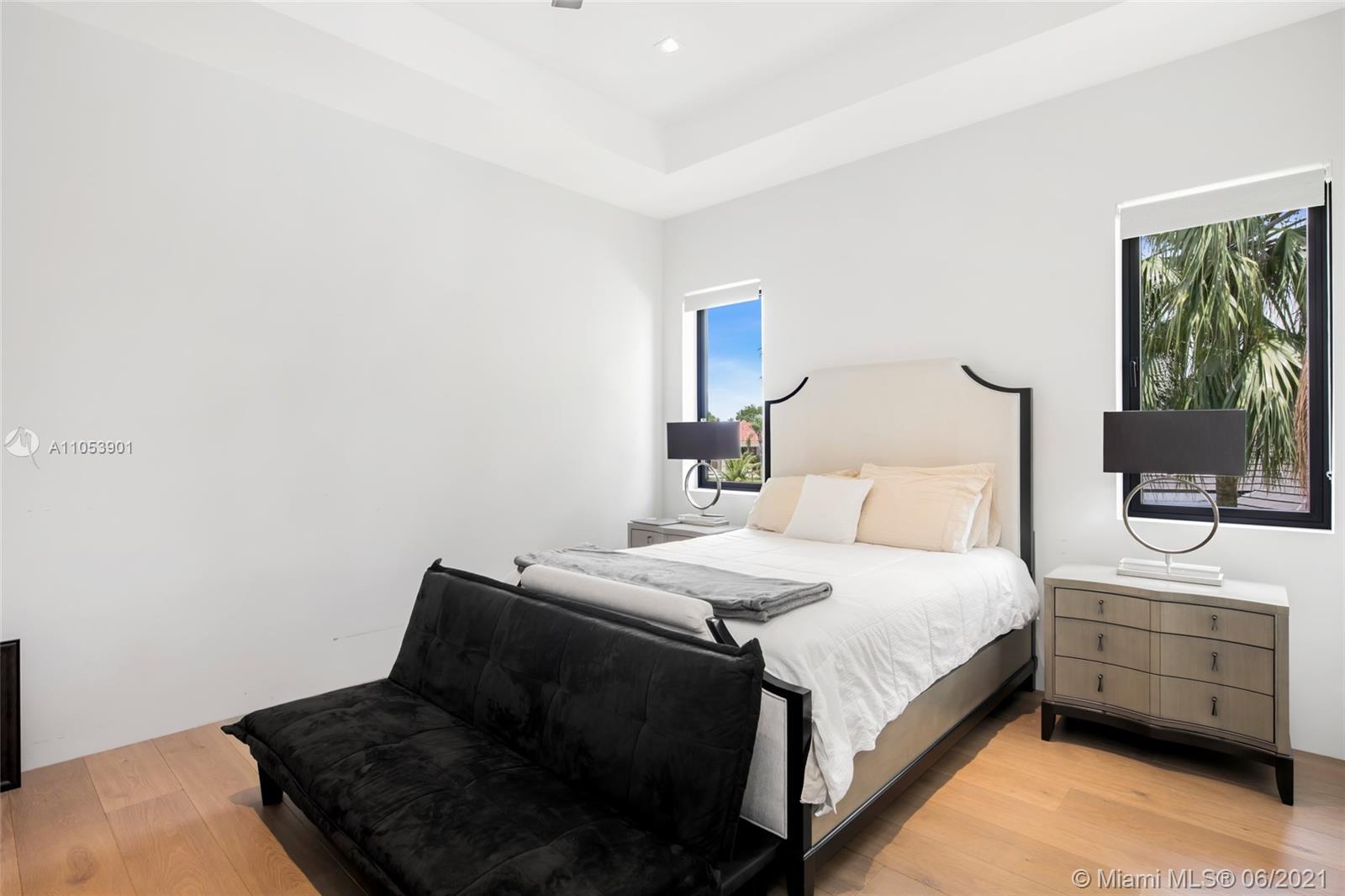 FRENCHMANS CREEK PAR B LT - Residential