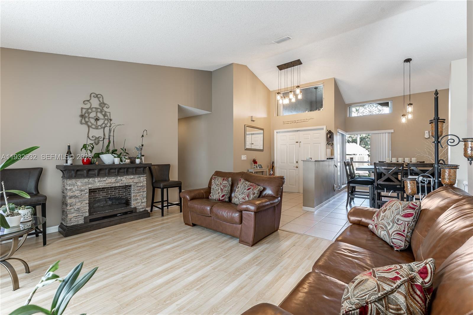 ARBORETUM AT DAVIE - Residential