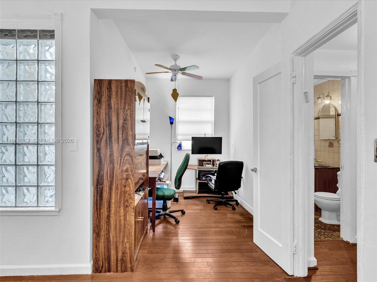 BAYLIS CONDO - Residential