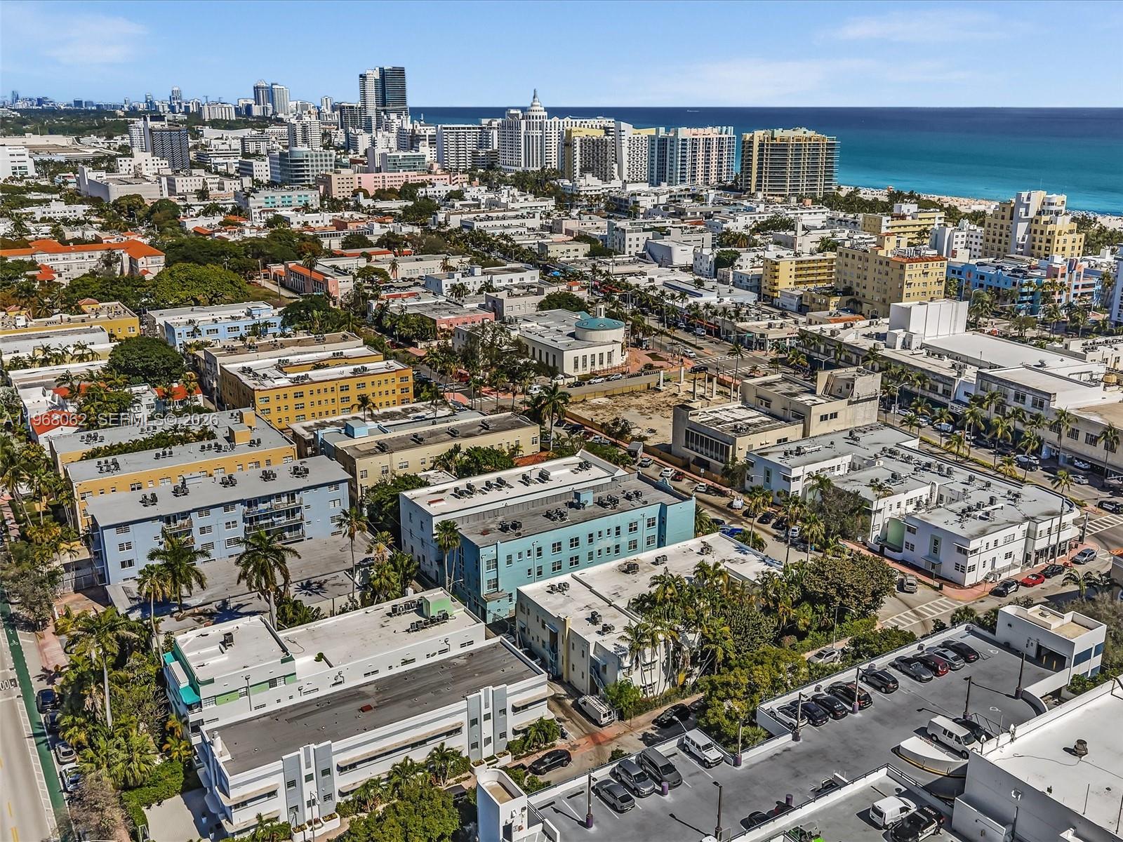 BAYLIS CONDO - Residential