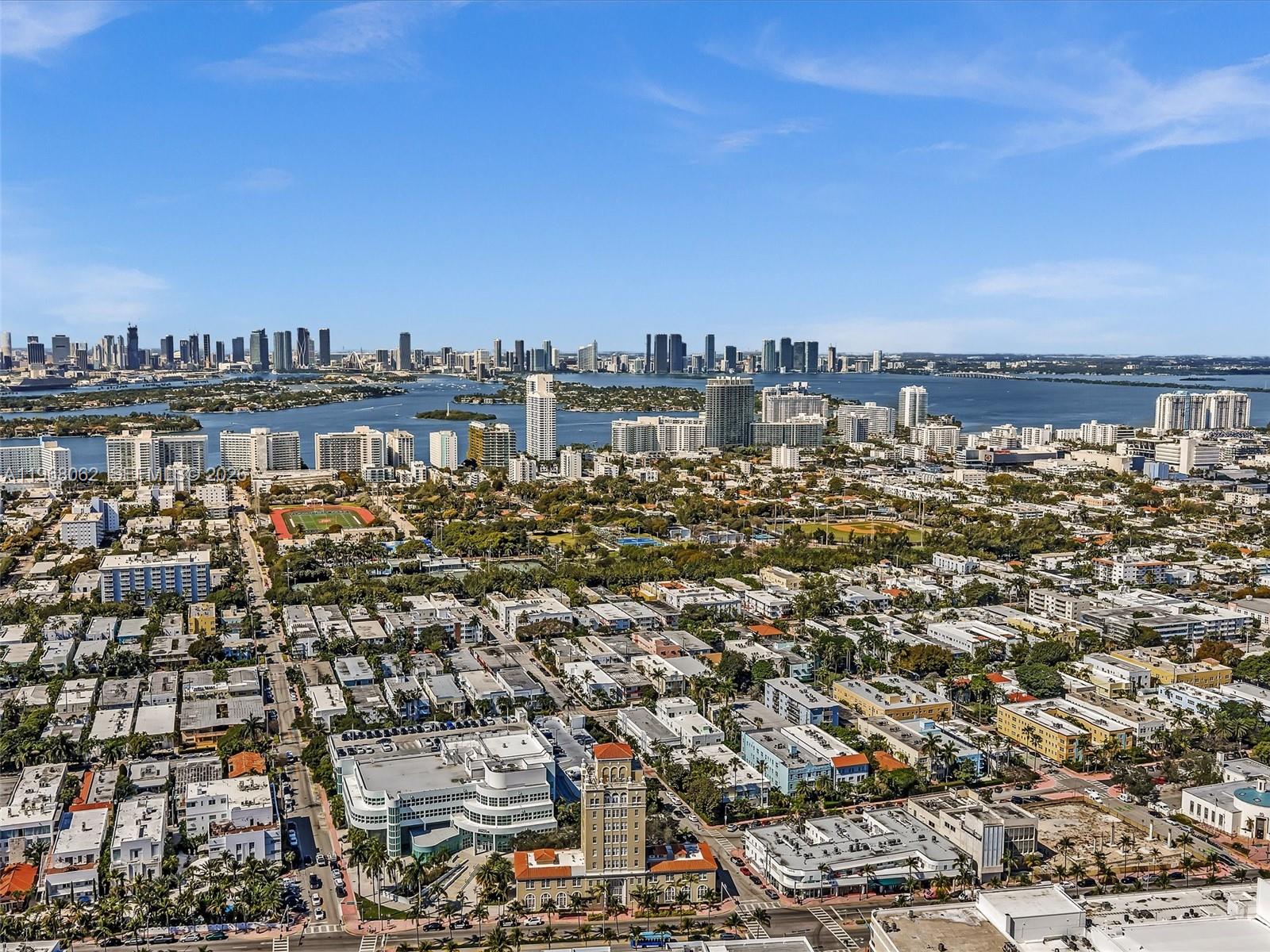 BAYLIS CONDO - Residential