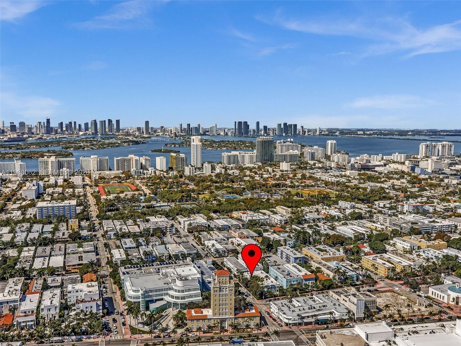 BAYLIS CONDO - Residential