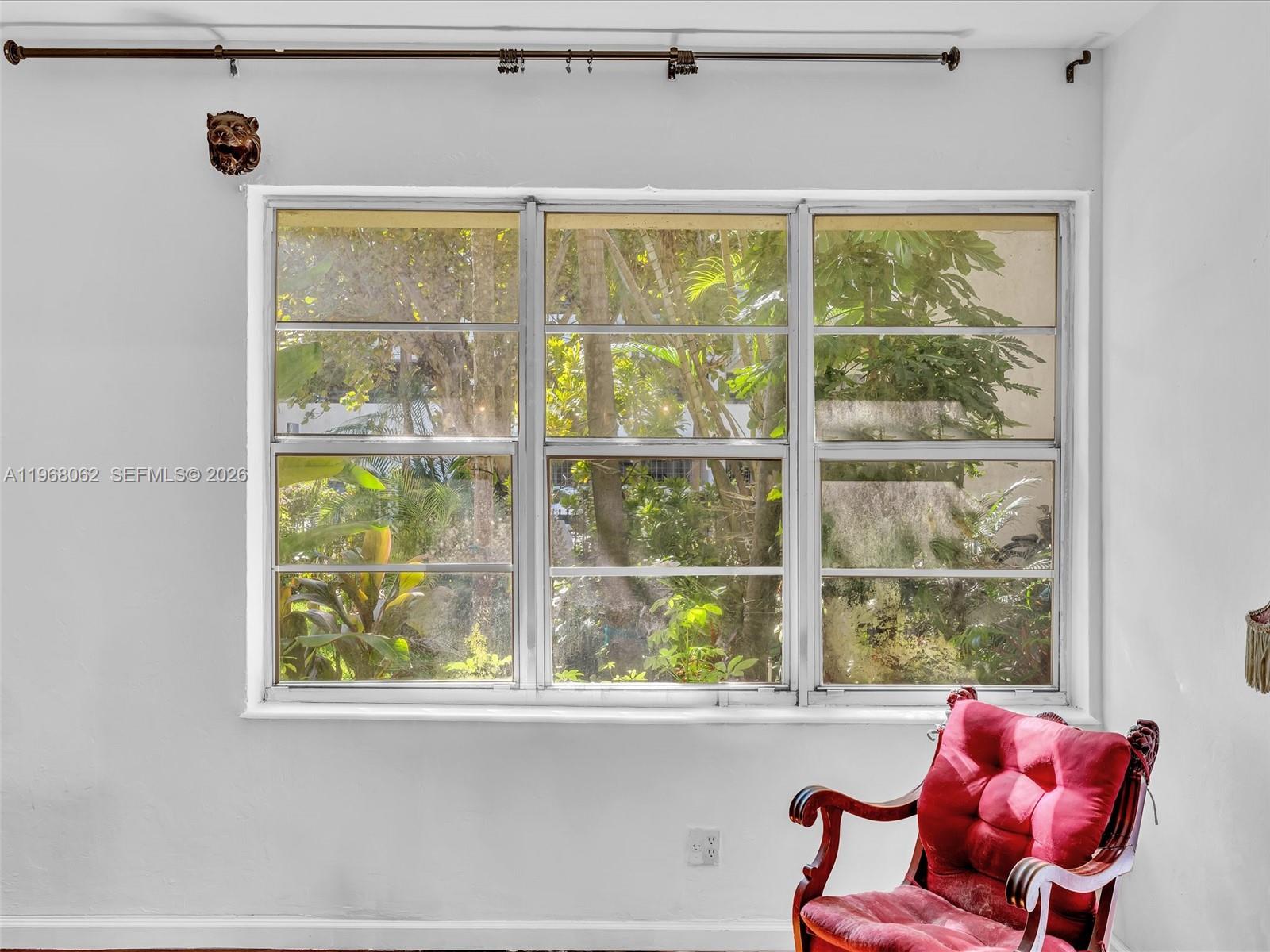 BAYLIS CONDO - Residential