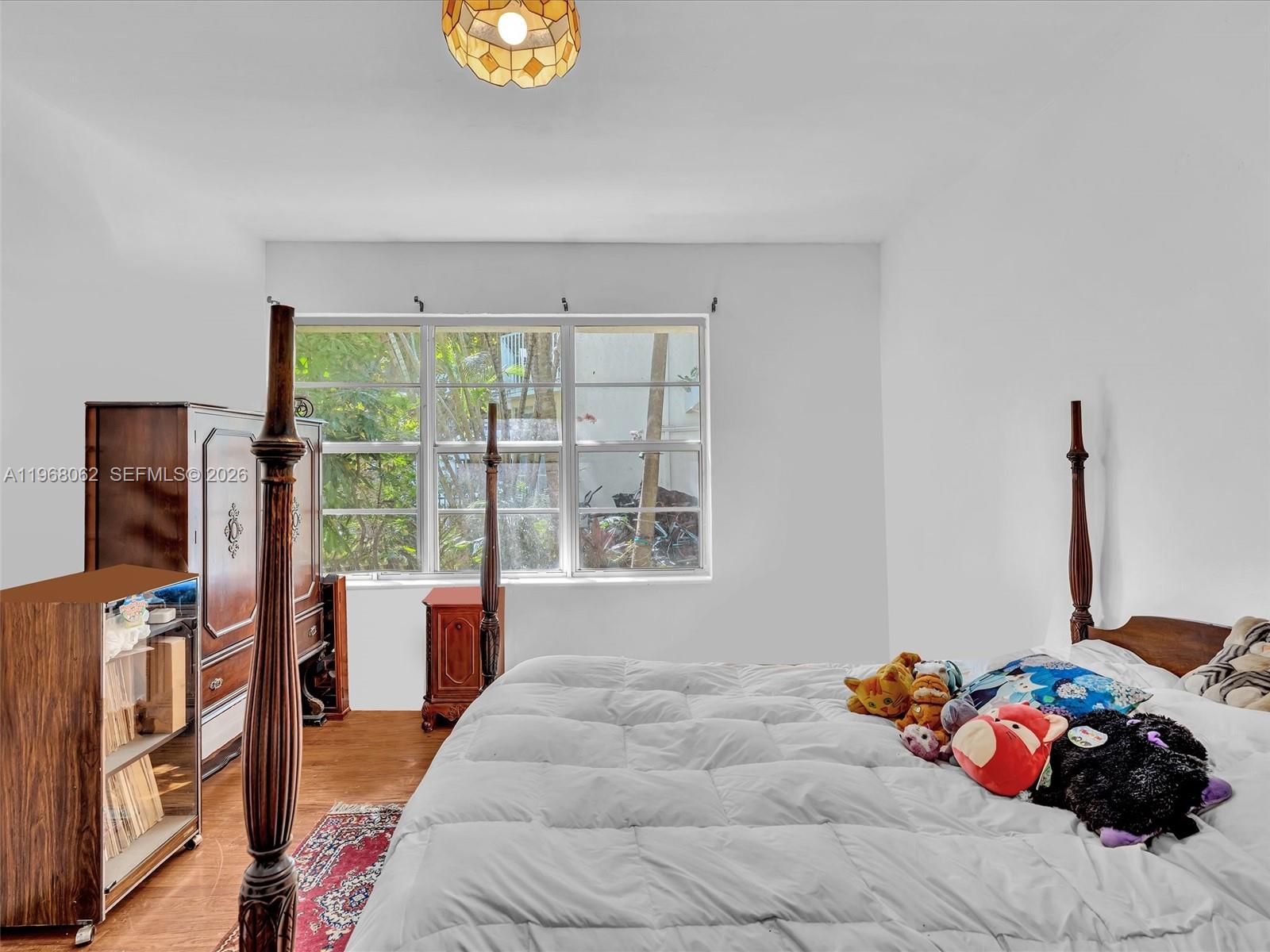 BAYLIS CONDO - Residential