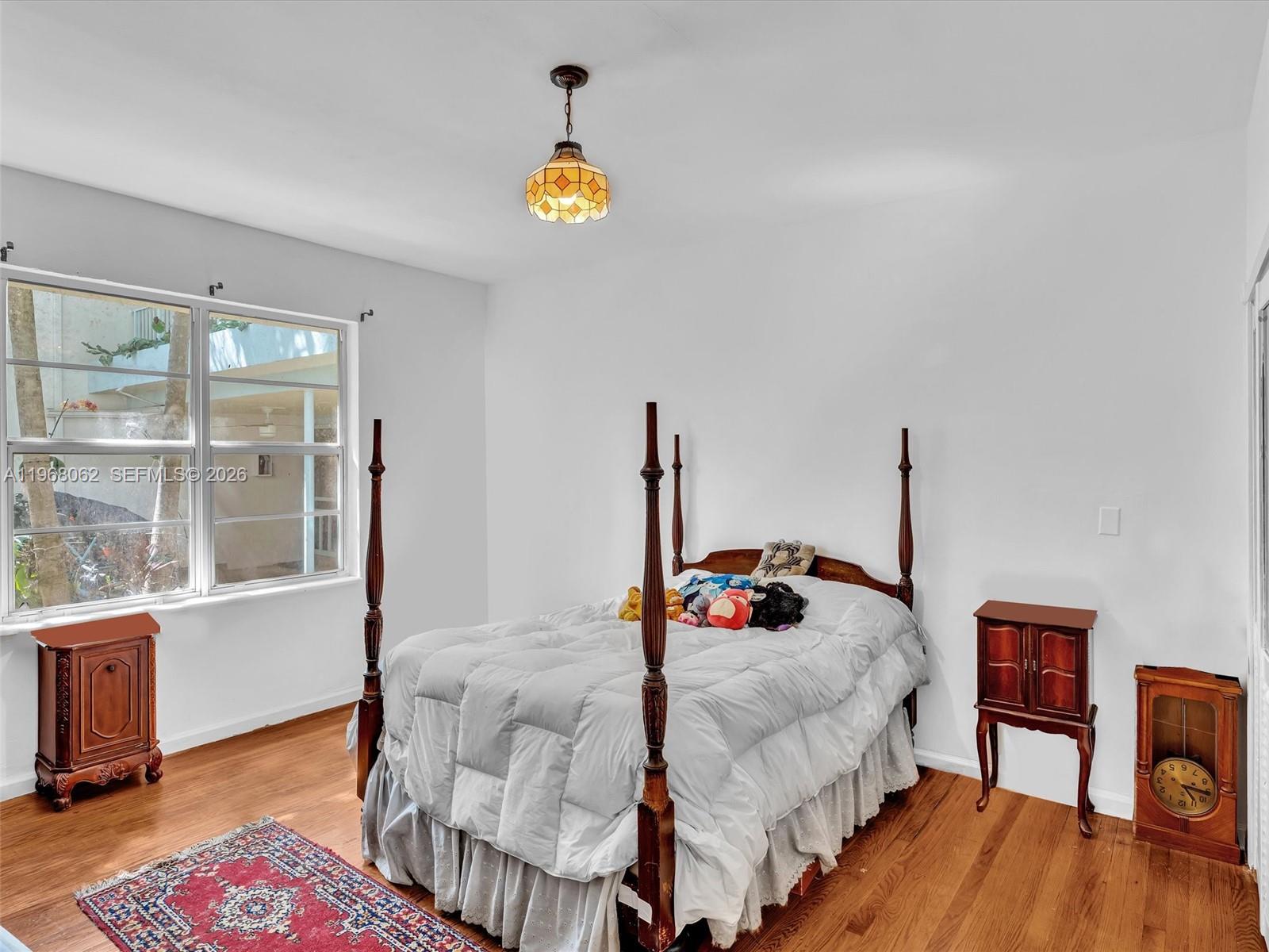 BAYLIS CONDO - Residential