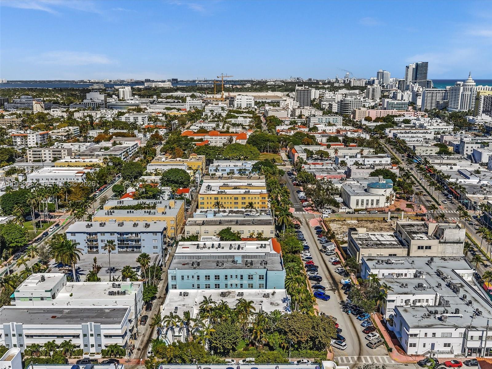 BAYLIS CONDO - Residential