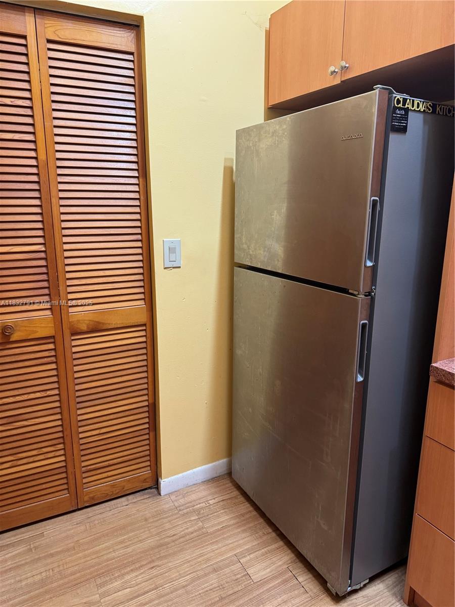 PEMBROKE LAKES SOUTH - Residential