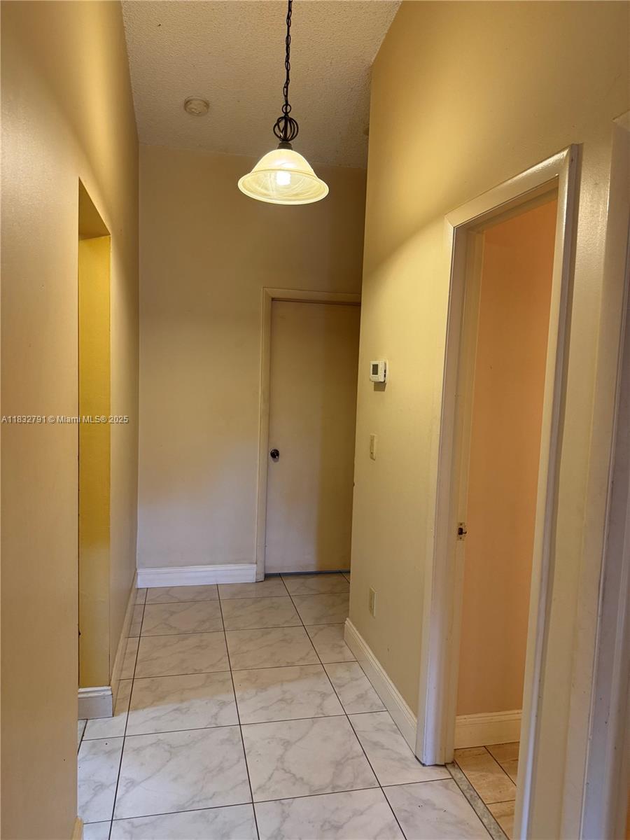 PEMBROKE LAKES SOUTH - Residential