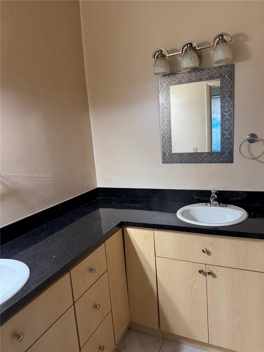 PEMBROKE LAKES SOUTH - Residential