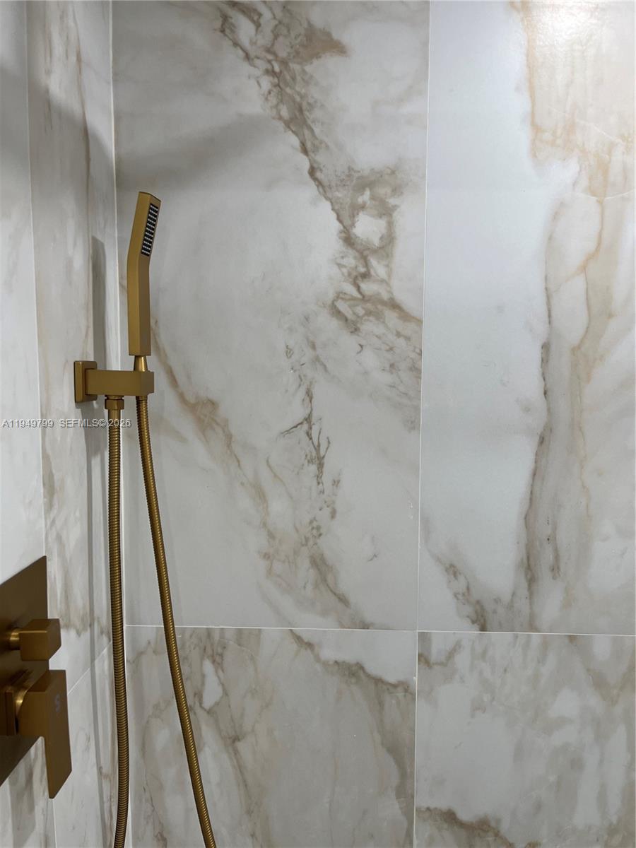 SUNRISE LAKES 74 CONDO - Residential