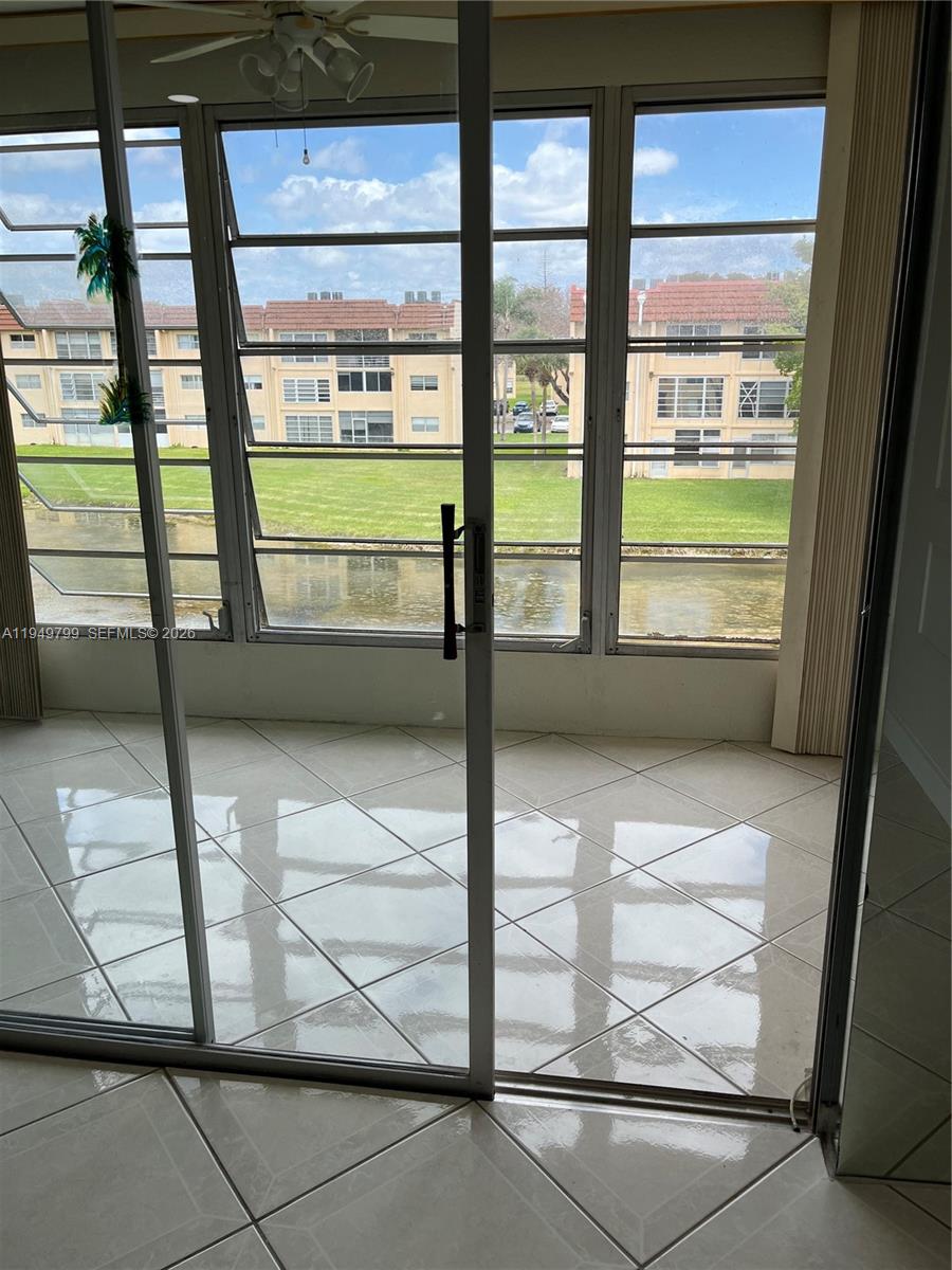 SUNRISE LAKES 74 CONDO - Residential