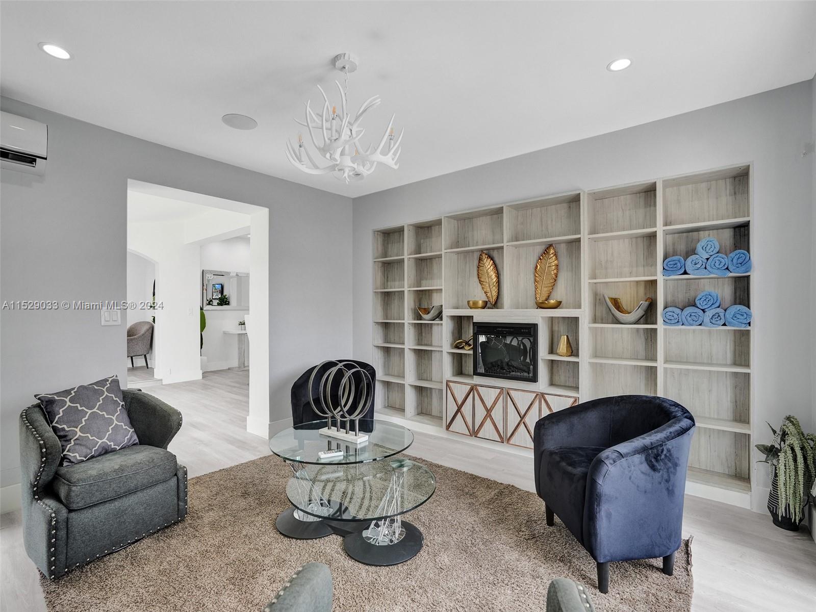 GULFSTREAM ESTATES - Residential Lease