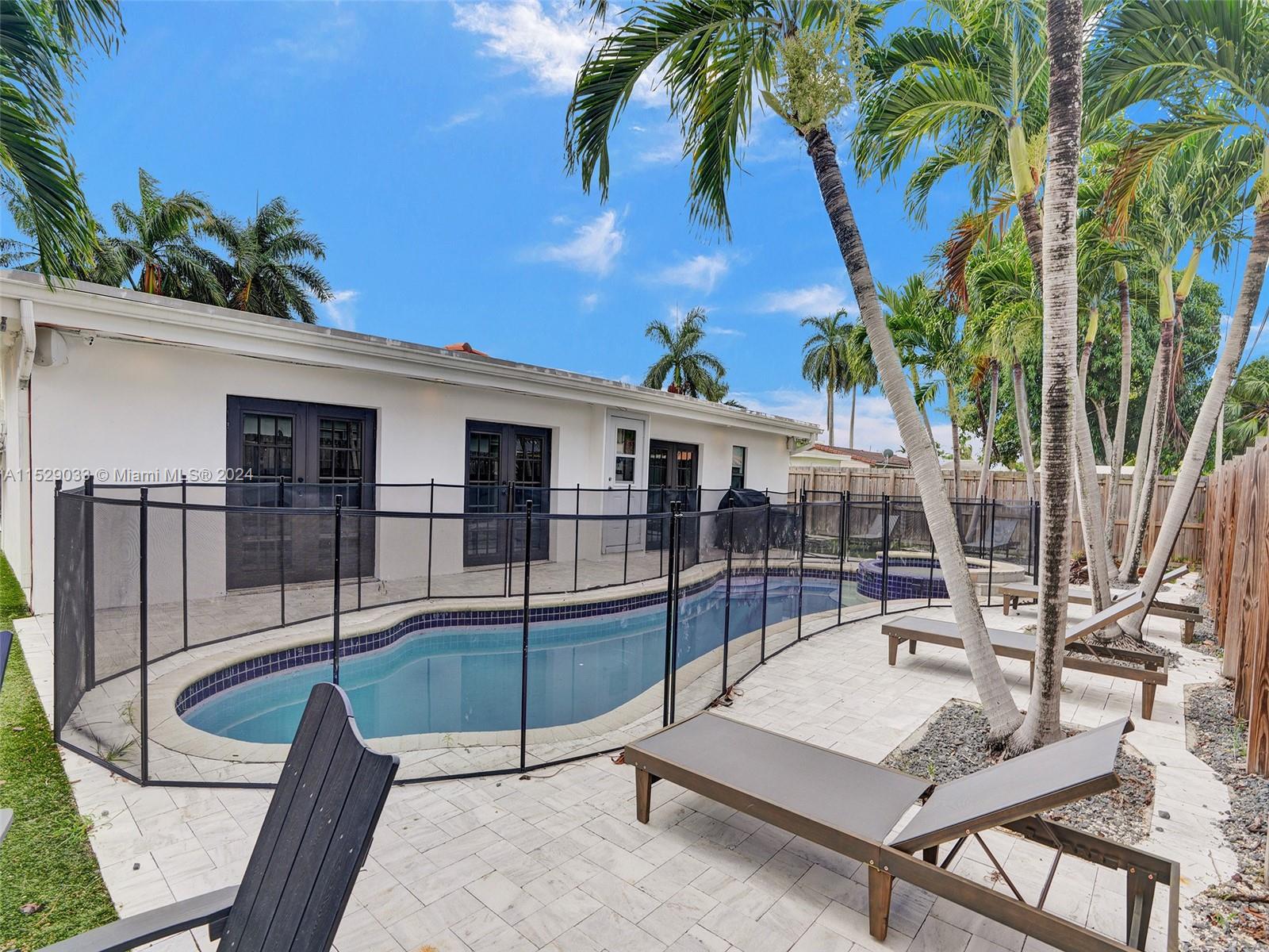 GULFSTREAM ESTATES - Residential Lease