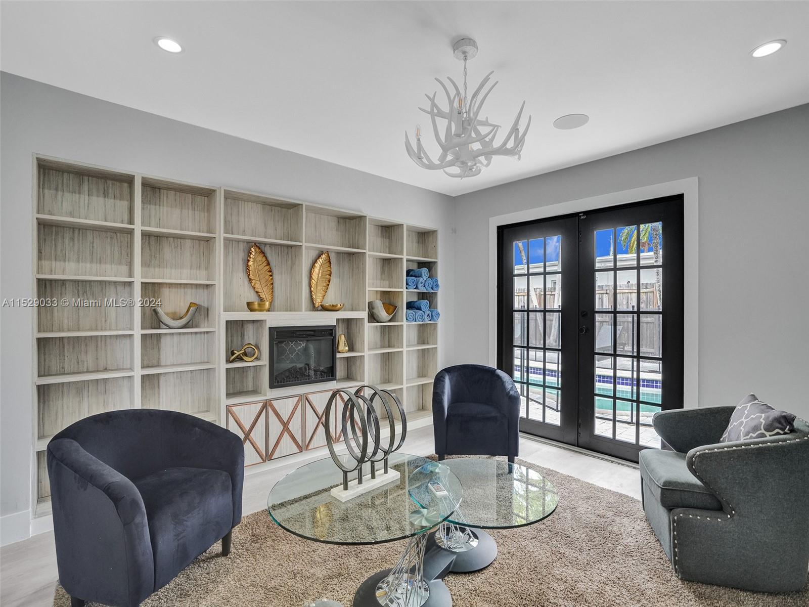 GULFSTREAM ESTATES - Residential Lease