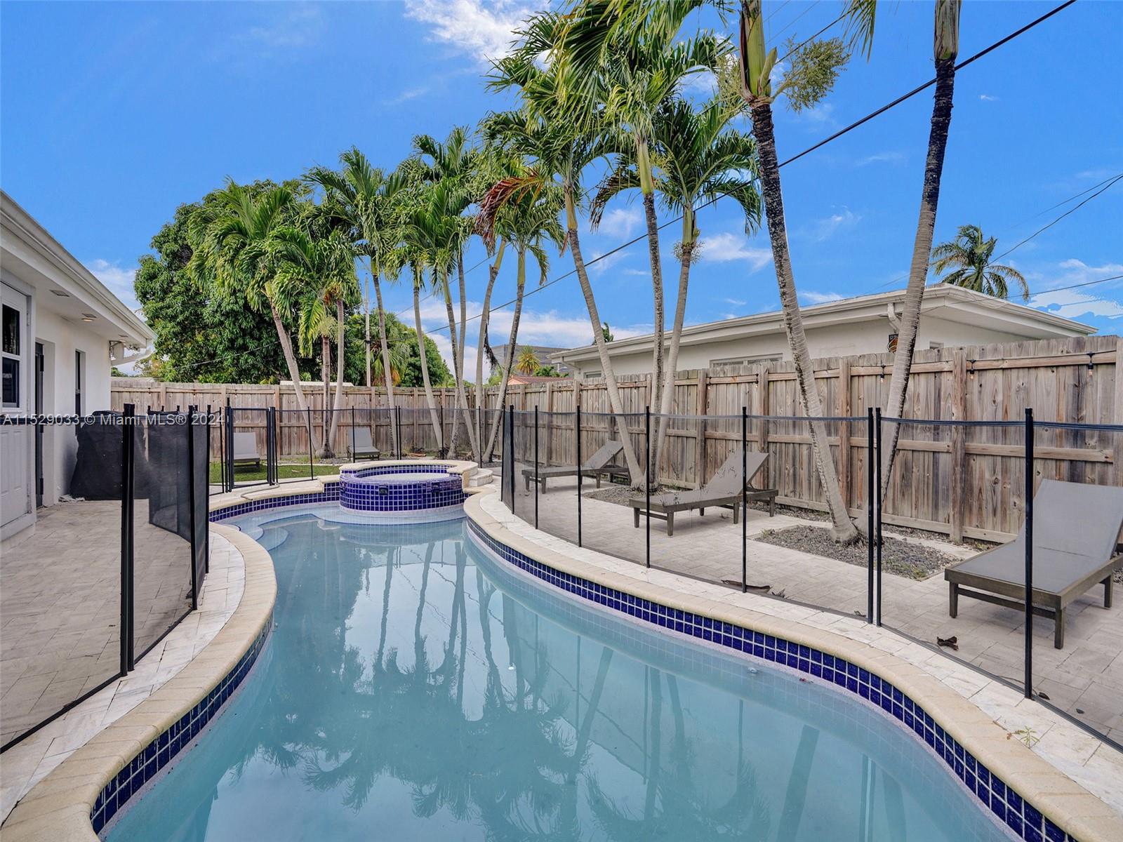 GULFSTREAM ESTATES - Residential Lease