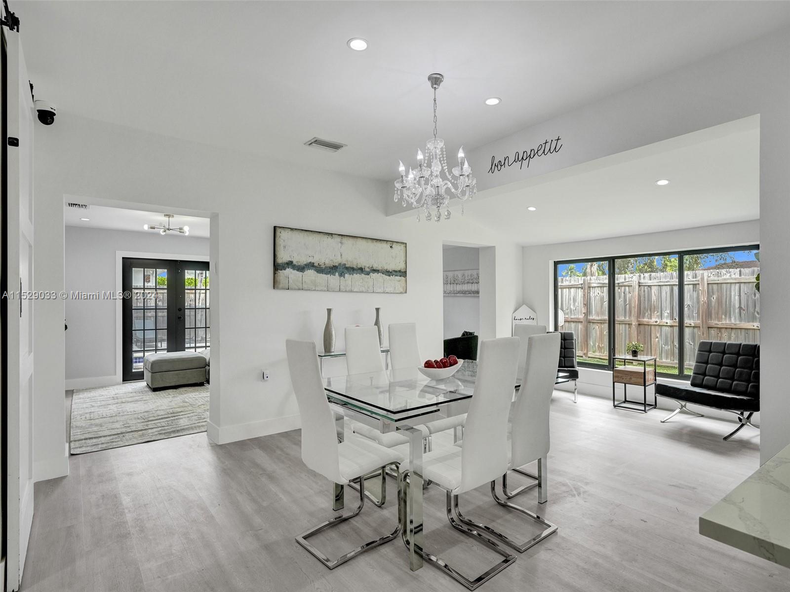 GULFSTREAM ESTATES - Residential Lease