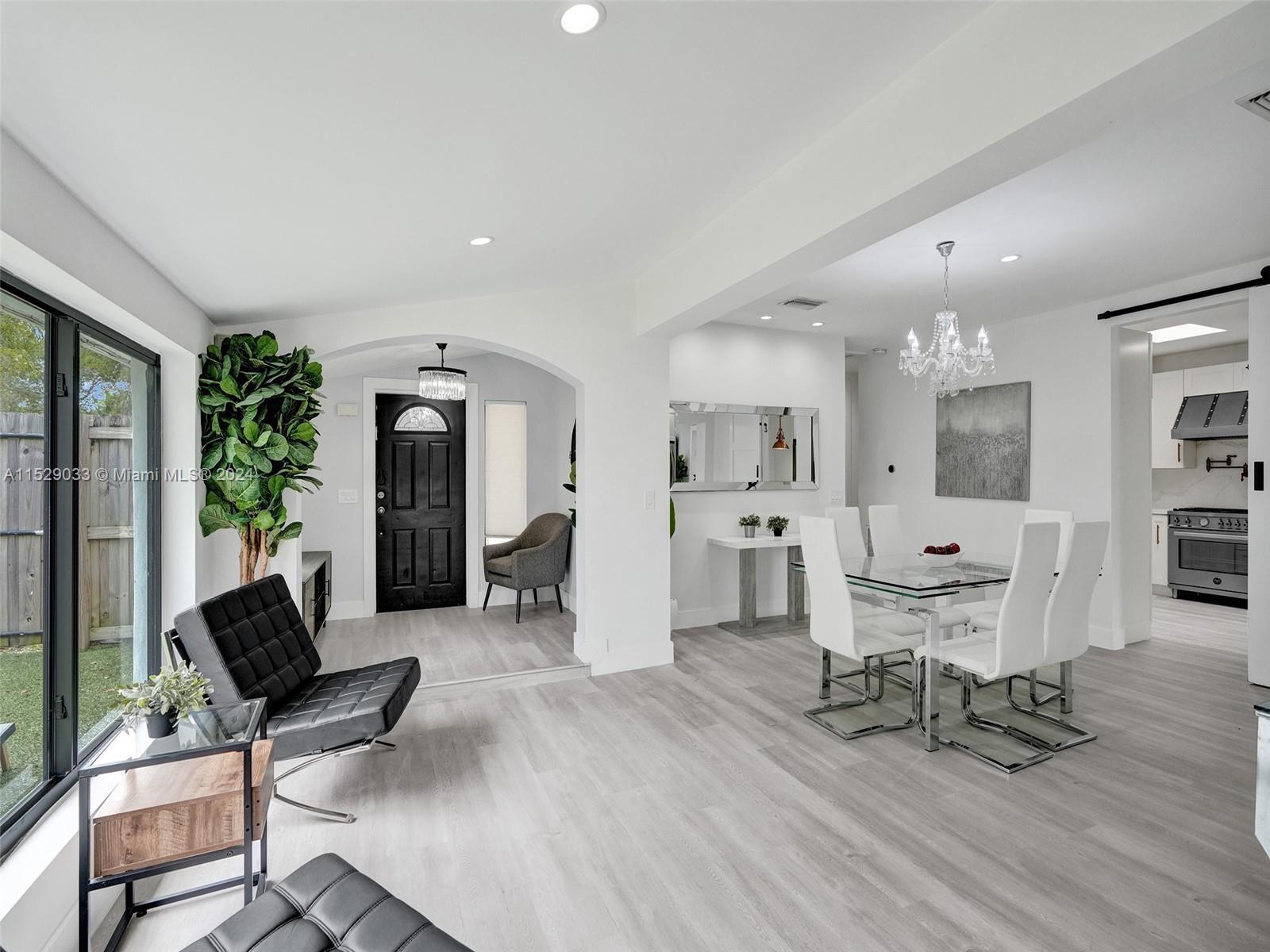 GULFSTREAM ESTATES - Residential Lease