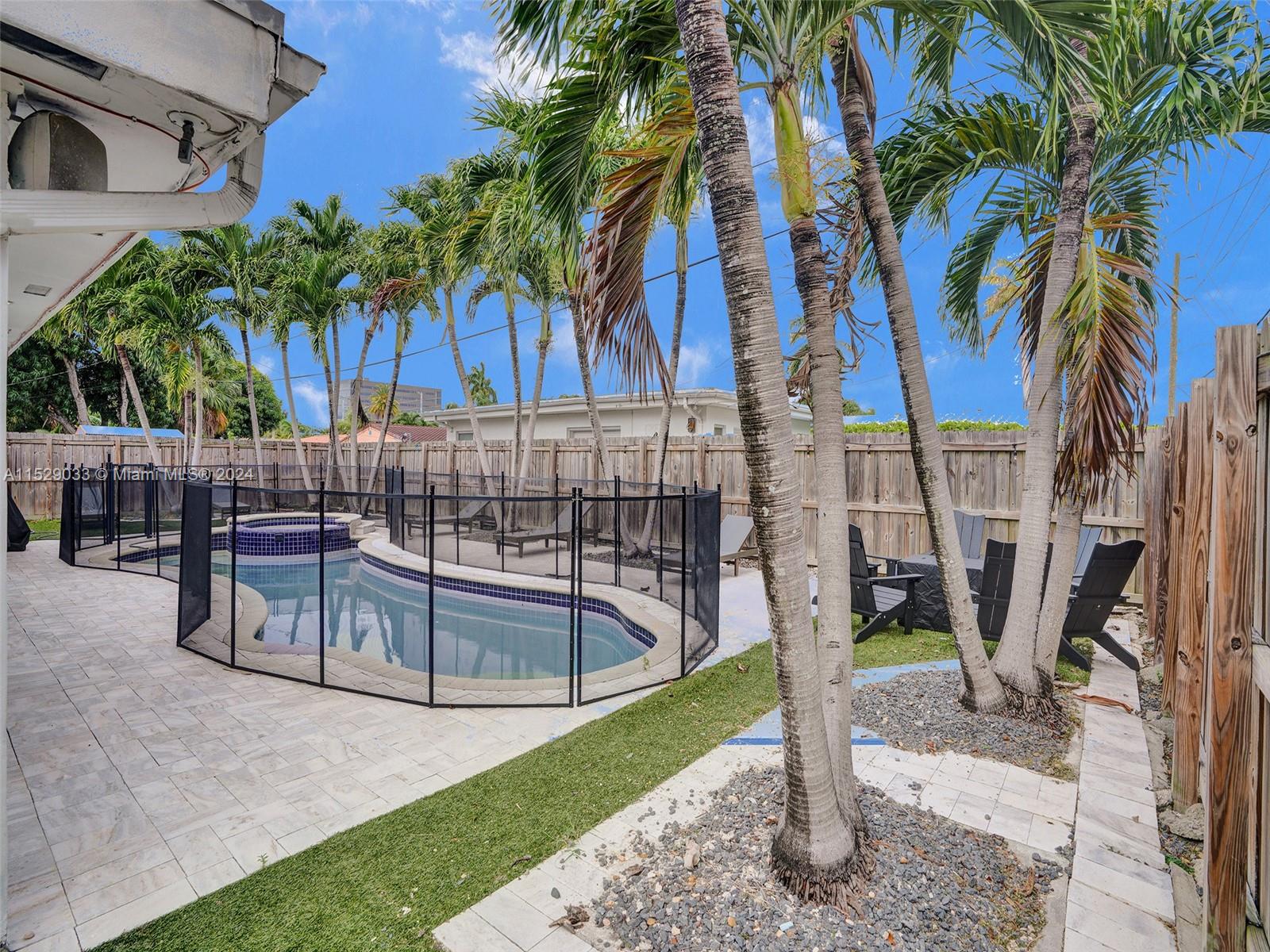 GULFSTREAM ESTATES - Residential Lease