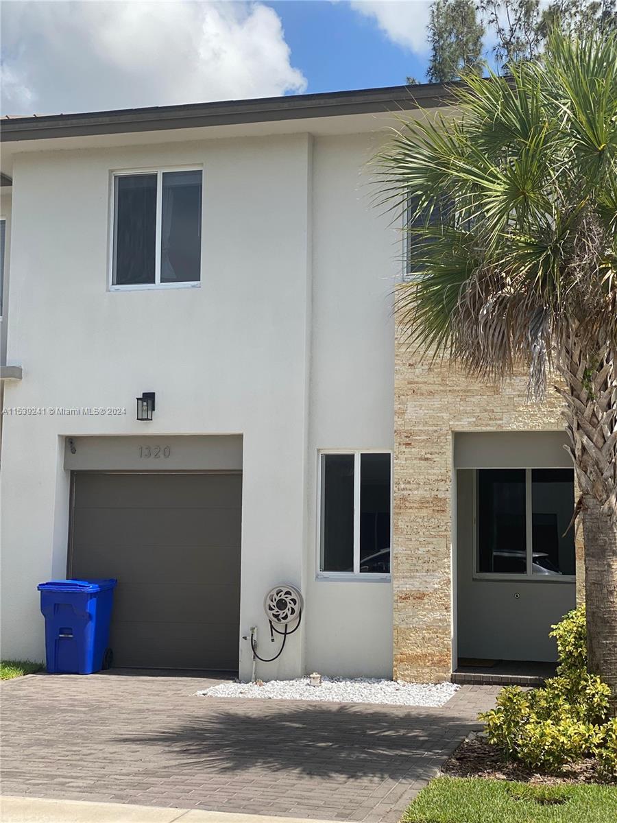 Property for Sale at 1320 Pioneer Way Way 1320, Royal Palm Beach, Palm Beach County, Florida - Bedrooms: 4 
Bathrooms: 4  - $514,500