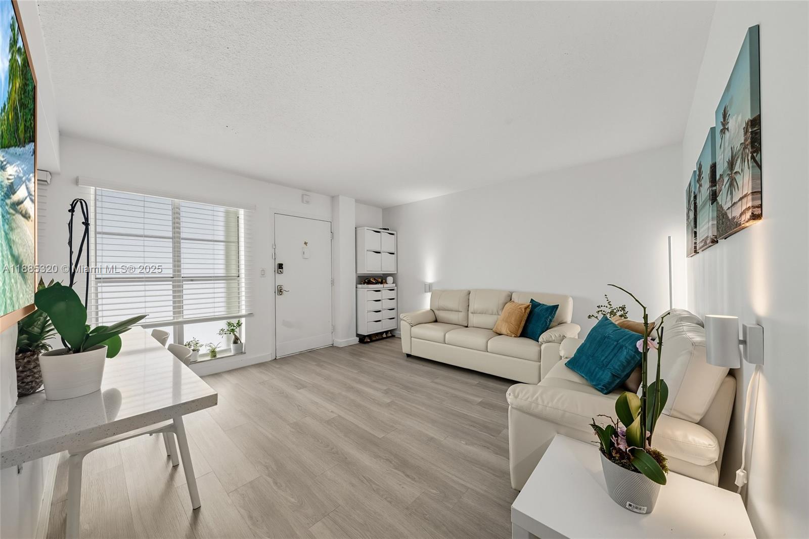 1340 Lincoln Rd 806