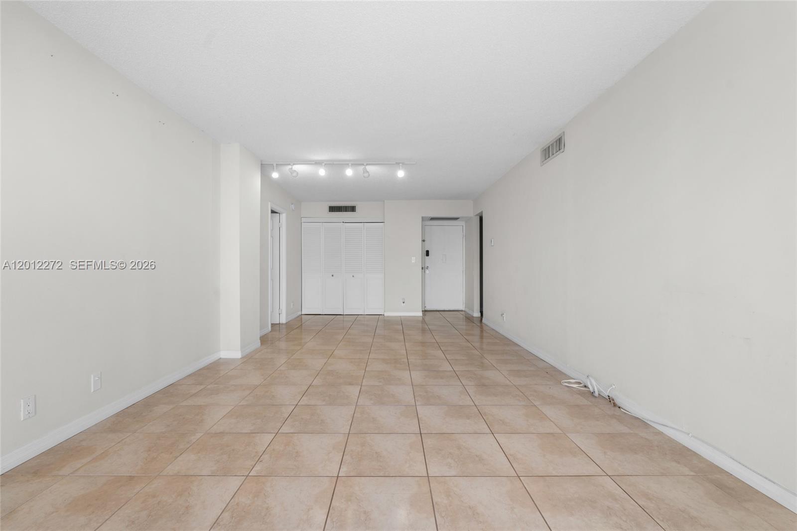 ENSENADA CONDO BLDG E-II - Residential Lease