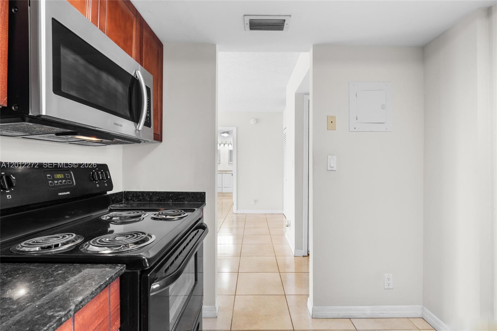 ENSENADA CONDO BLDG E-II - Residential Lease