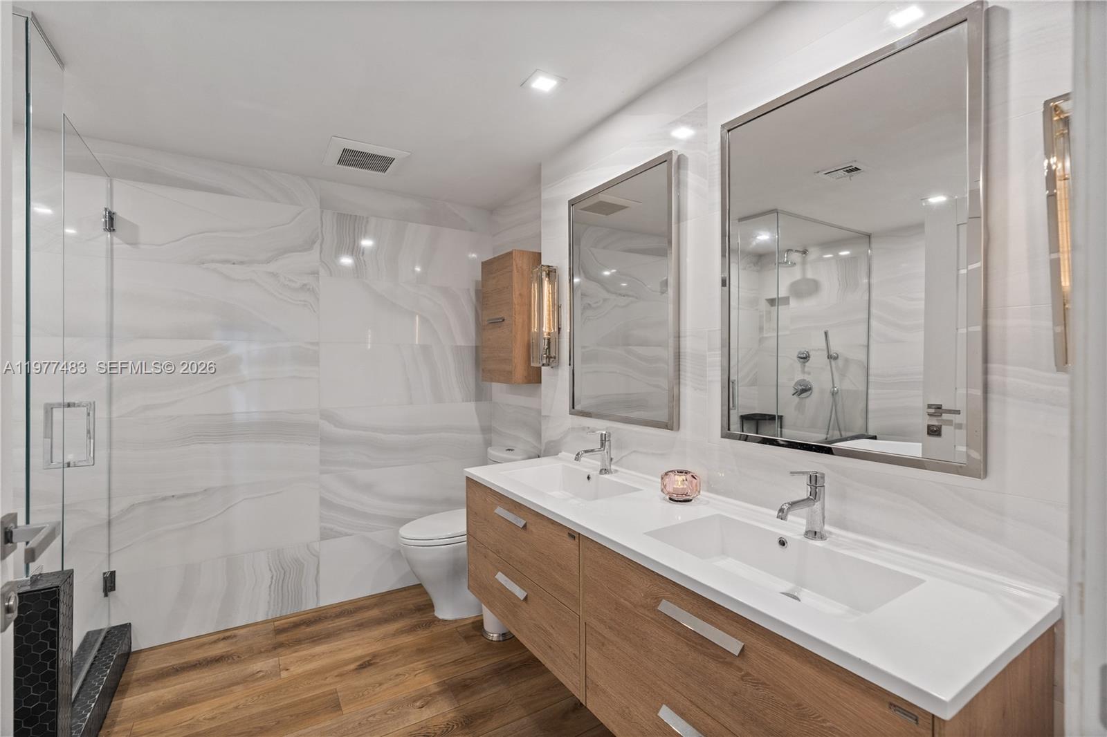 BRICKELL TOWNHOUSE CONDO - Residential