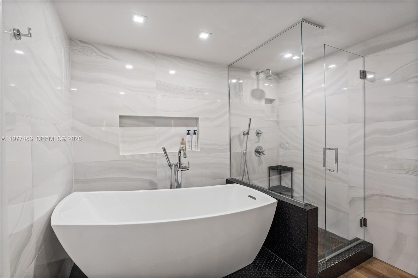 BRICKELL TOWNHOUSE CONDO - Residential