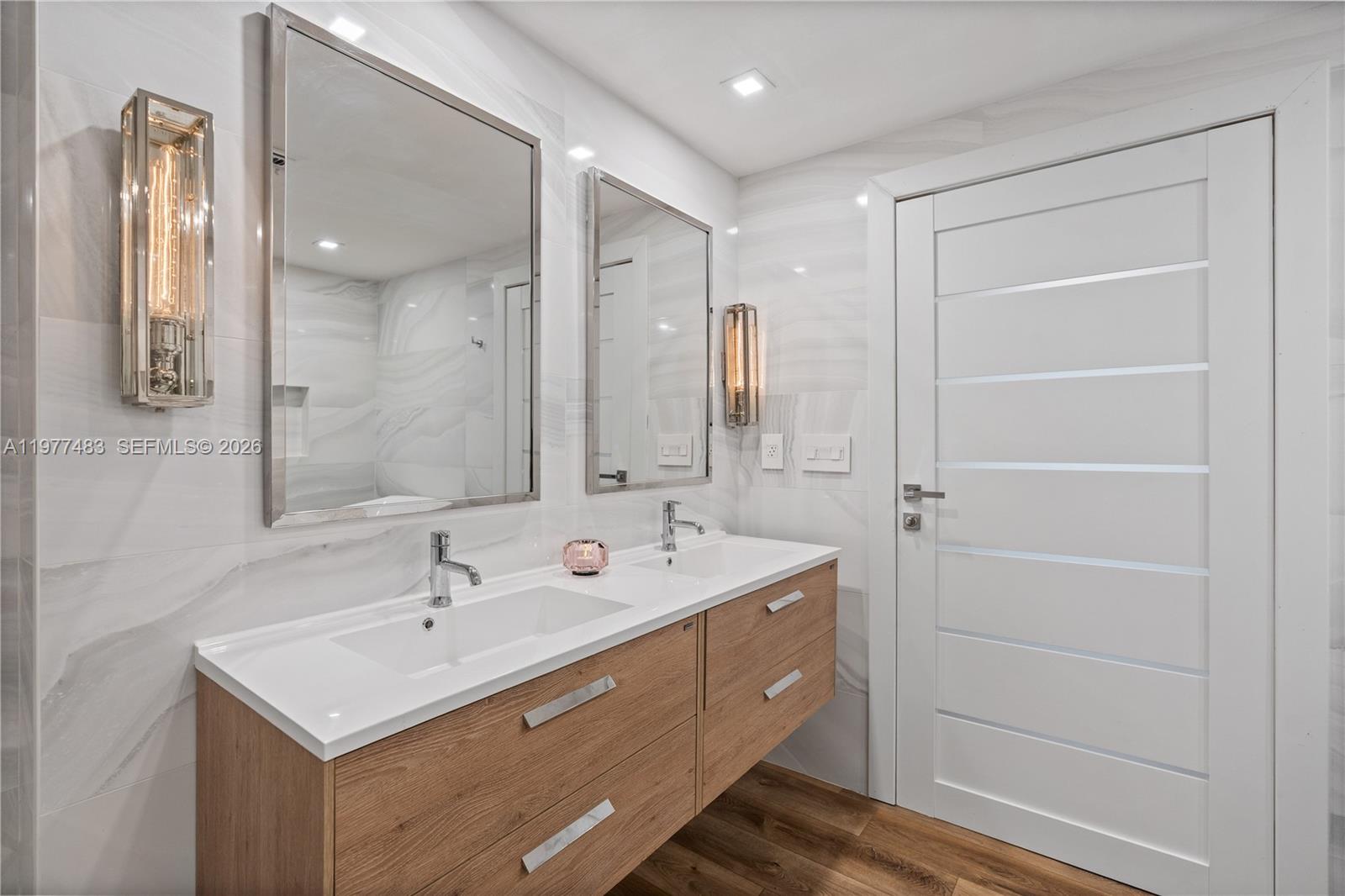 BRICKELL TOWNHOUSE CONDO - Residential