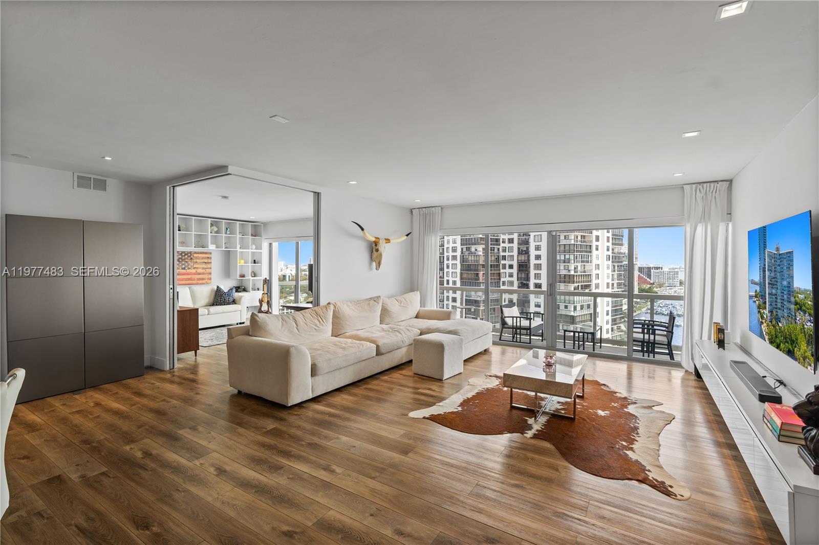 BRICKELL TOWNHOUSE CONDO - Residential