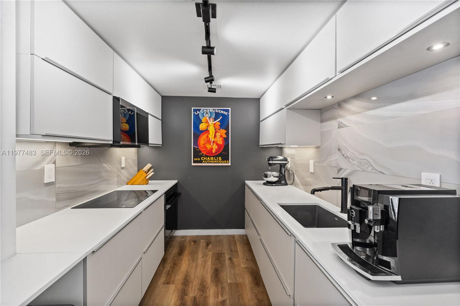 BRICKELL TOWNHOUSE CONDO - Residential