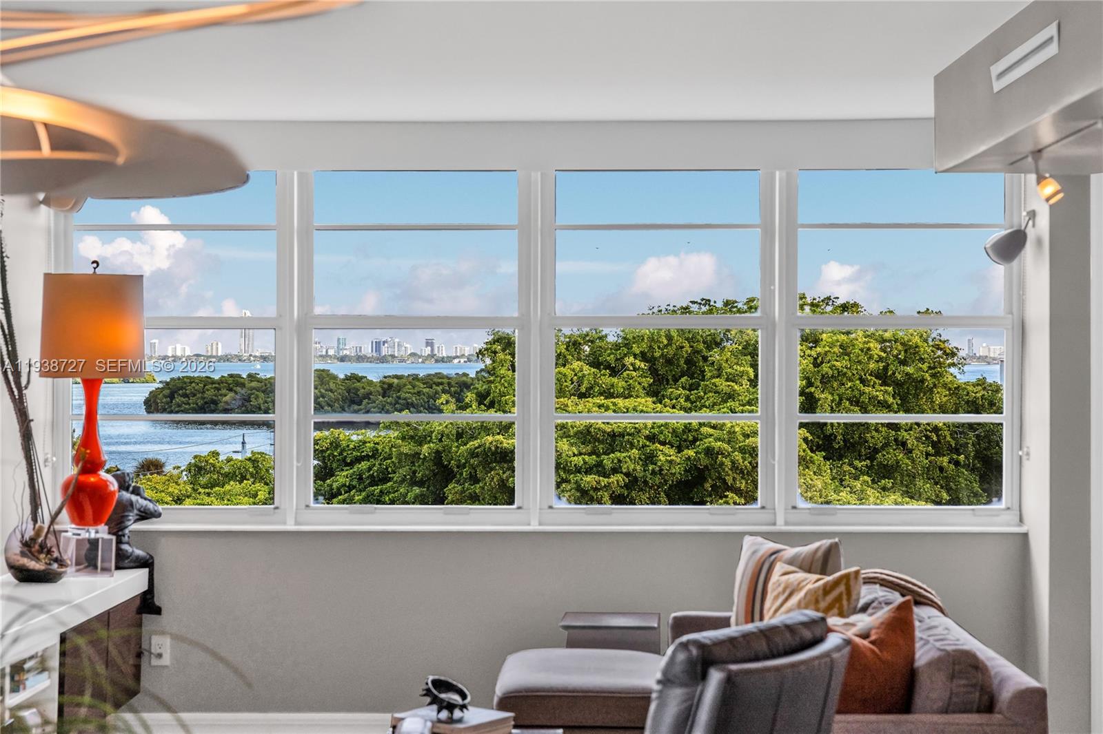 NIRVANA CONDO NO ONE COND - Residential