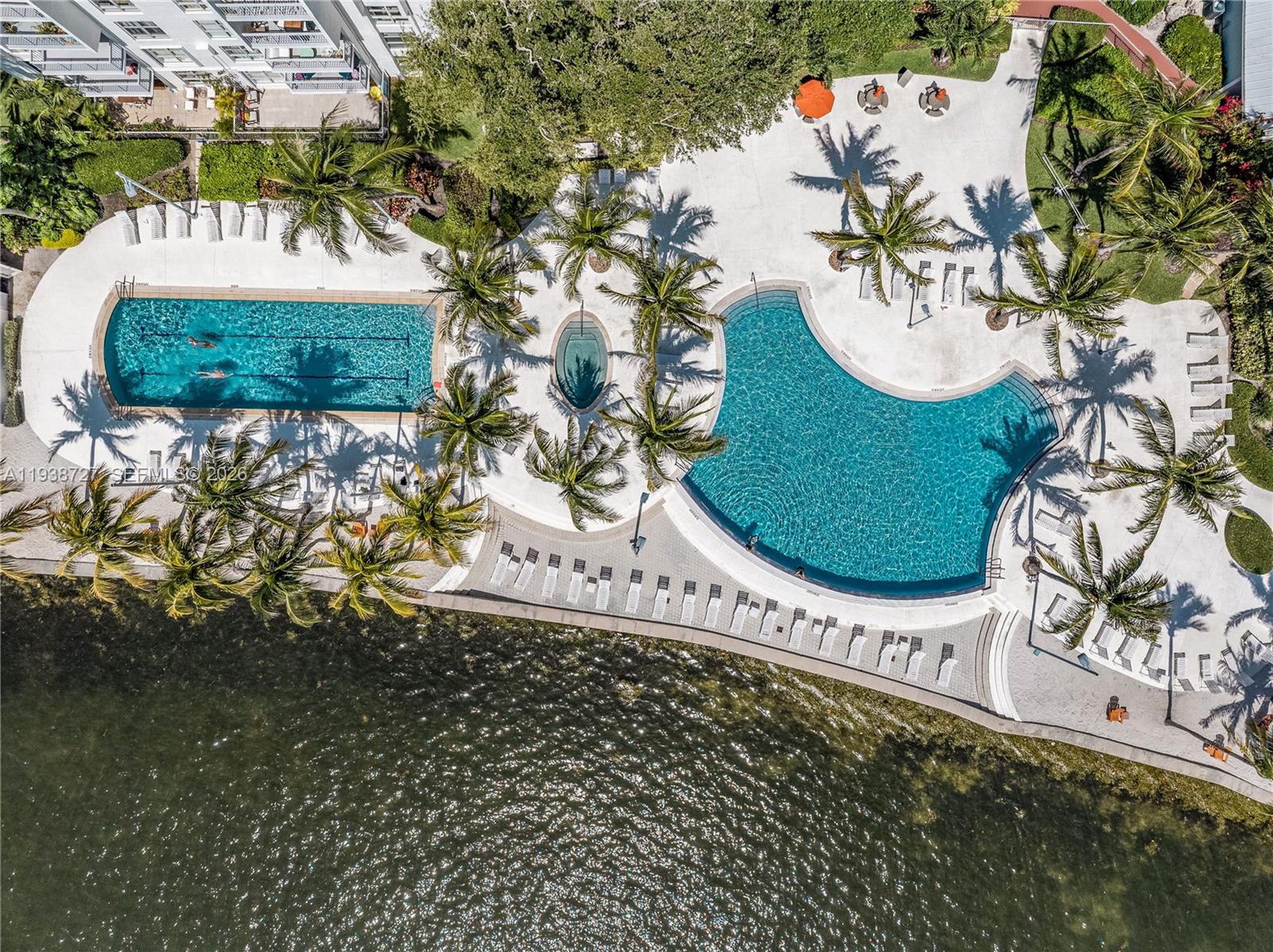 NIRVANA CONDO NO ONE COND - Residential