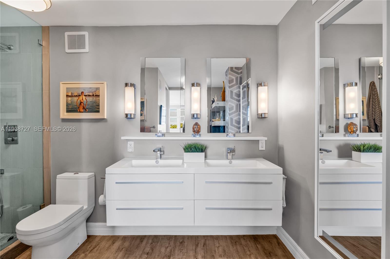 NIRVANA CONDO NO ONE COND - Residential