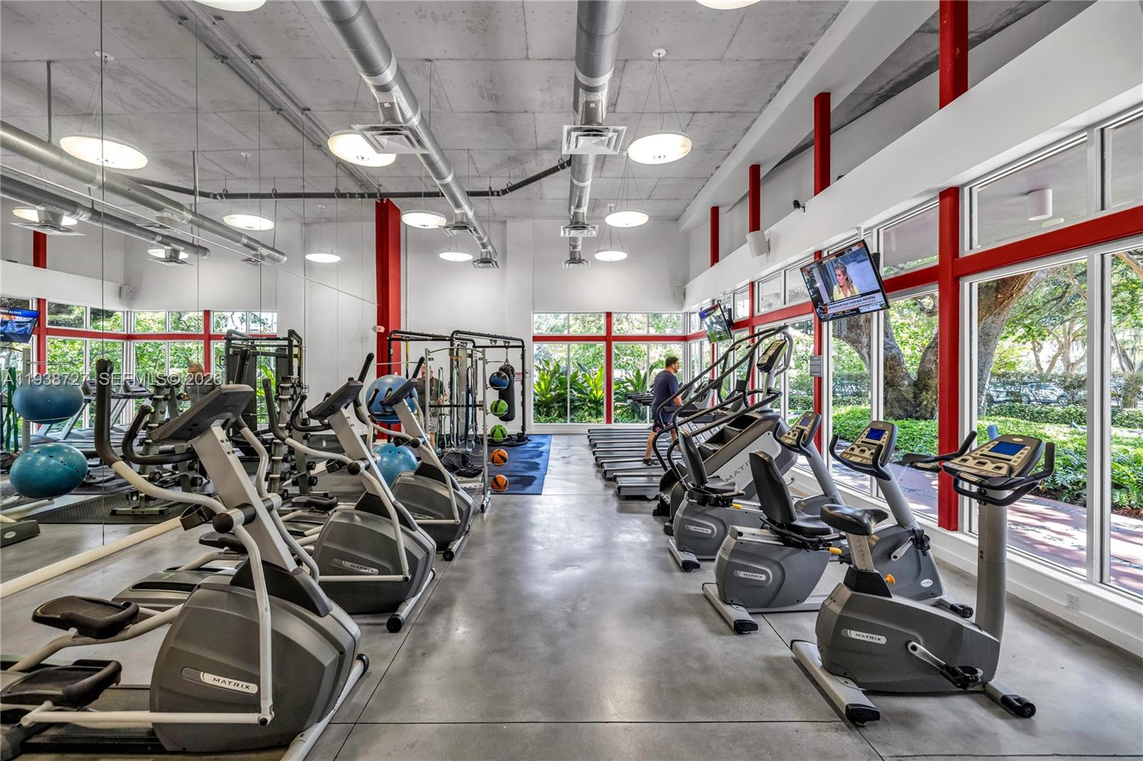 NIRVANA CONDO NO ONE COND - Residential