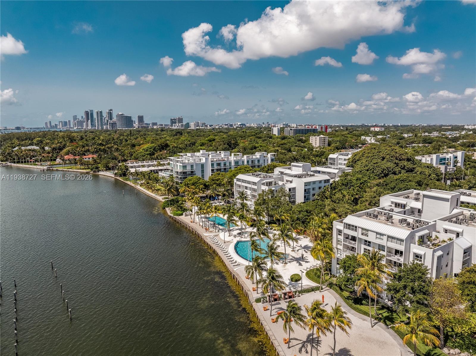 NIRVANA CONDO NO ONE COND - Residential