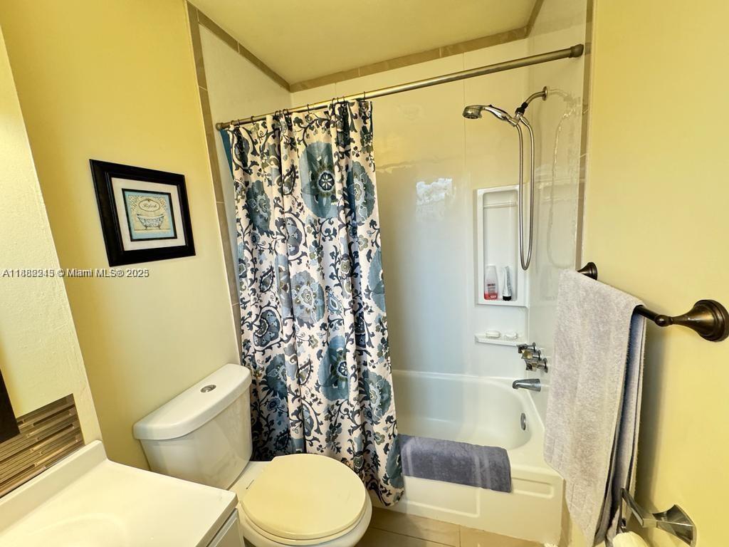 BEVERLY HILLS CONDO NUMBE - Residential