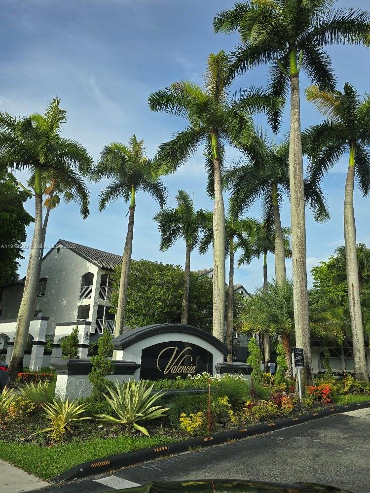 4555 Nw 99th Ave 102, Doral, Miami-Dade County, Florida - 1 Bedrooms  
1 Bathrooms - 