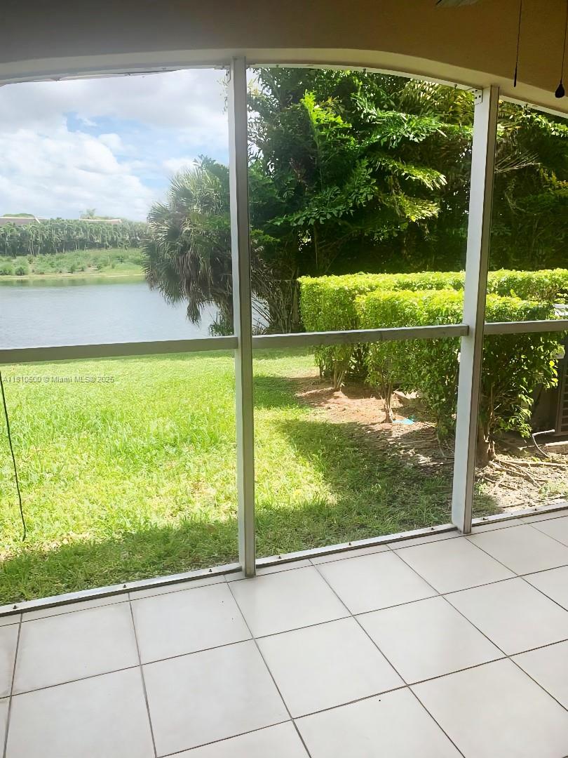 Rental Property at 4555 Nw 99th Ave 102, Doral, Miami-Dade County, Florida - Bedrooms: 1 
Bathrooms: 1  - $2,300 MO.
