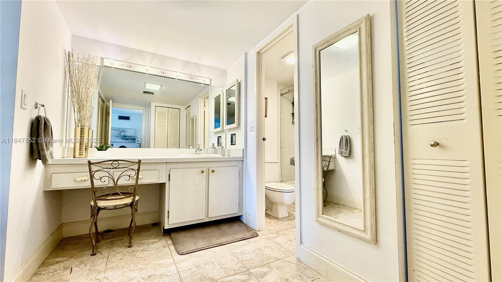 ARLEN HOUSE EAST CONDO - Residential