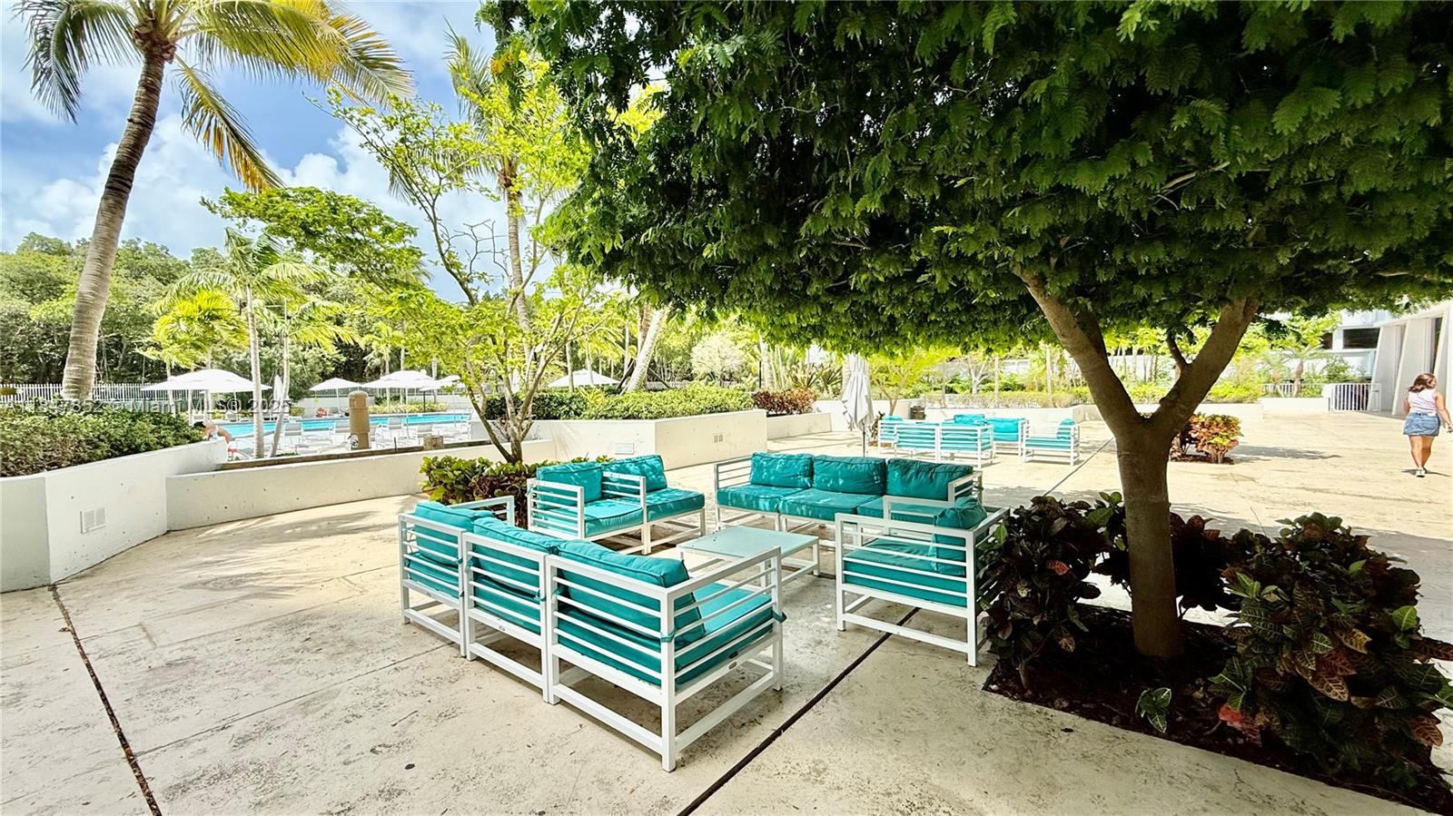 ARLEN HOUSE EAST CONDO - Residential