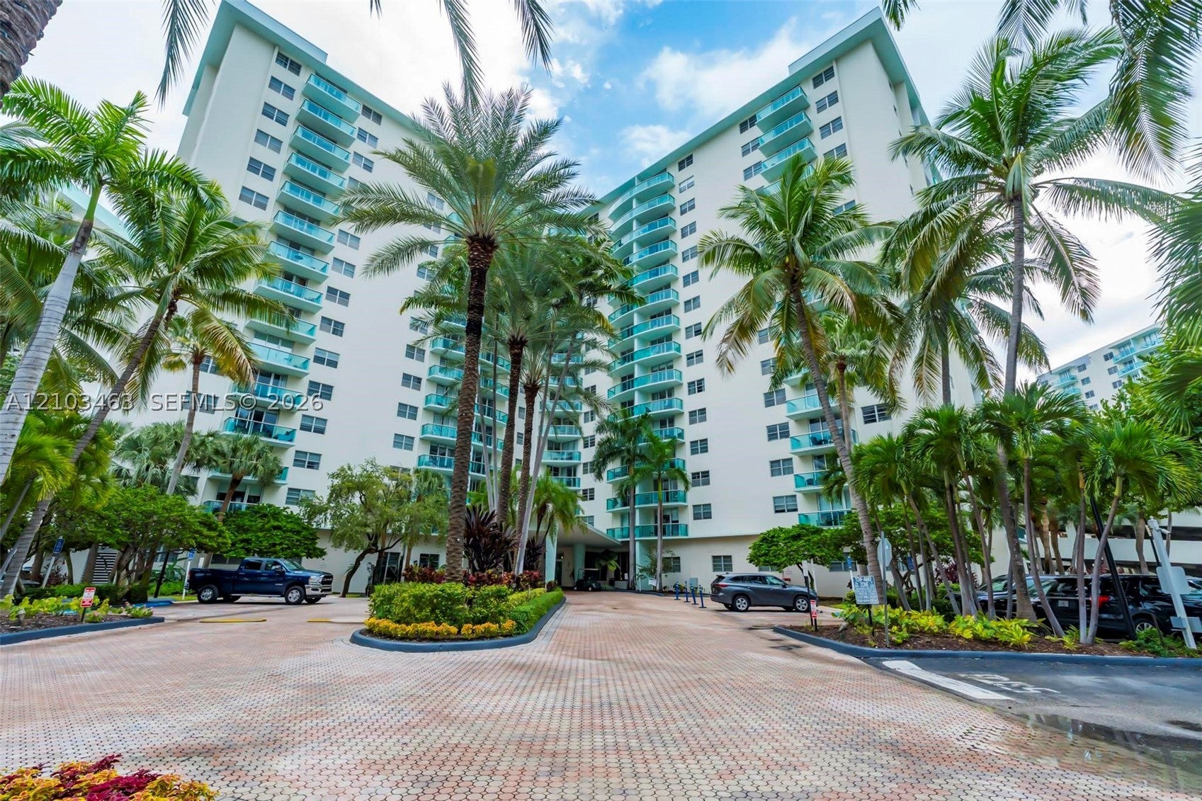 3801 S Ocean Dr 8J